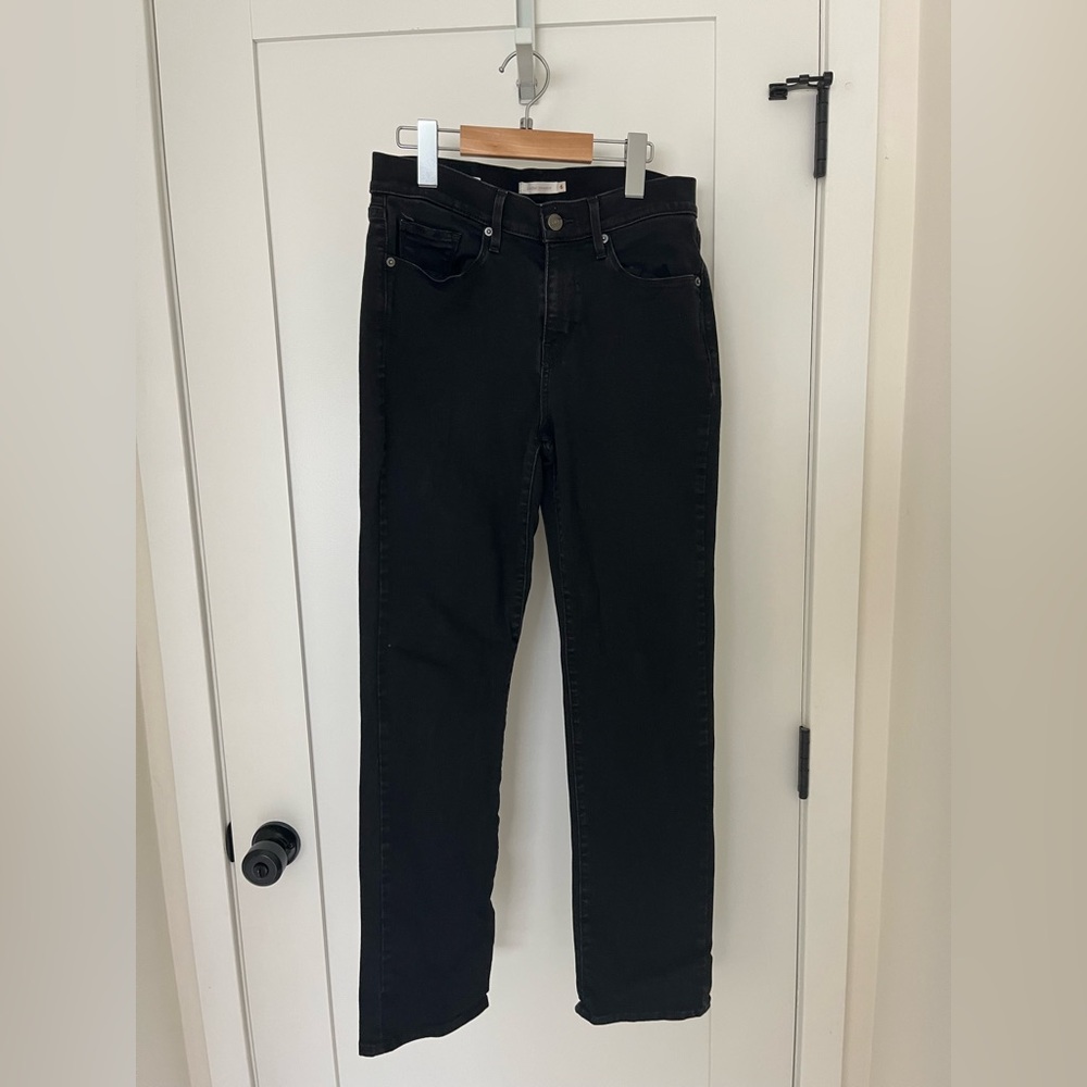 Levi’s Classic Straight Black Women's Jeans
